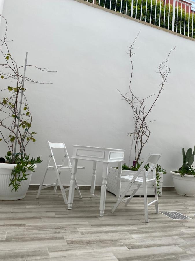 La Casa Di Nina Bed & Breakfast Lecce Exterior photo