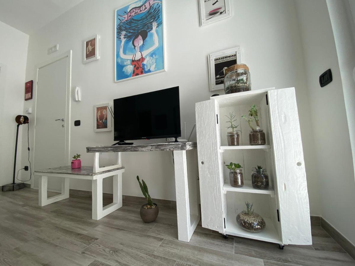 La Casa Di Nina Bed & Breakfast Lecce Exterior photo